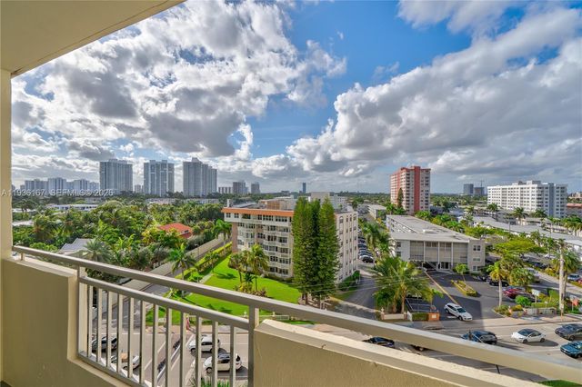 3180 S Ocean Dr 717, Hallandale Beach, FL 33009