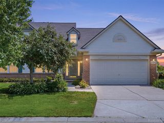 6394 Heron Park Way, Independence Charter Township, MI 48346