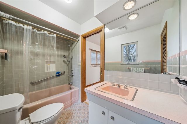 204 LIBERTY, Rostraver, PA 15012