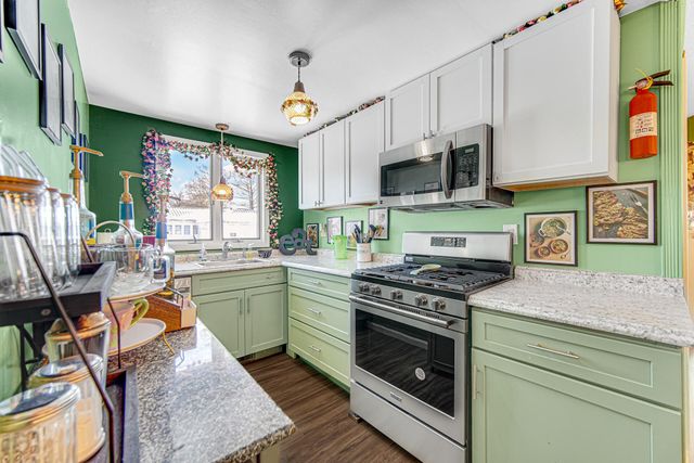 5027 E Woodland Drive, Knox, IN 46534