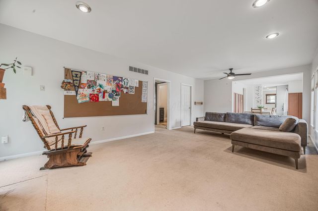 1829 Surrey Place, Columbus, OH 43219