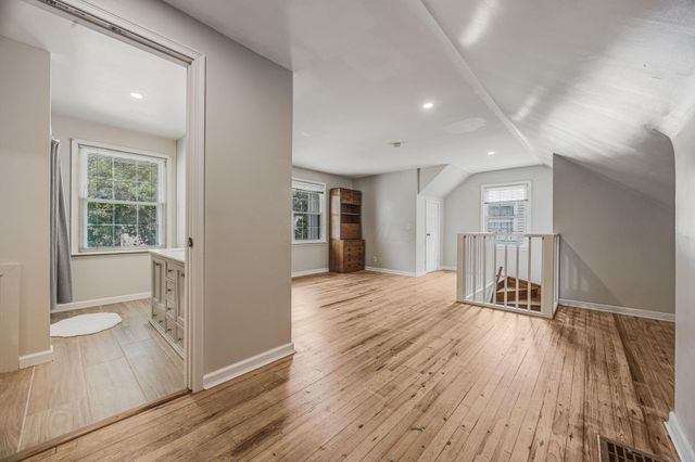 1829 Surrey Place, Columbus, OH 43219