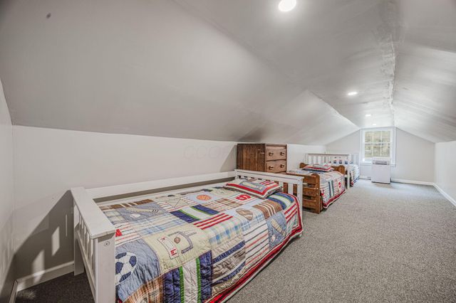 1829 Surrey Place, Columbus, OH 43219