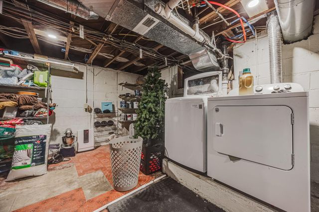 1829 Surrey Place, Columbus, OH 43219