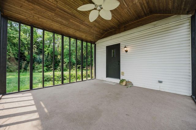 1829 Surrey Place, Columbus, OH 43219
