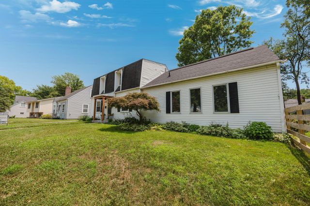 1829 Surrey Place, Columbus, OH 43219