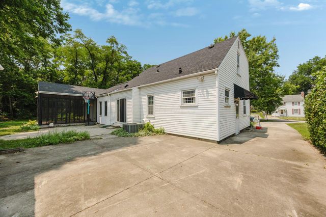 1829 Surrey Place, Columbus, OH 43219