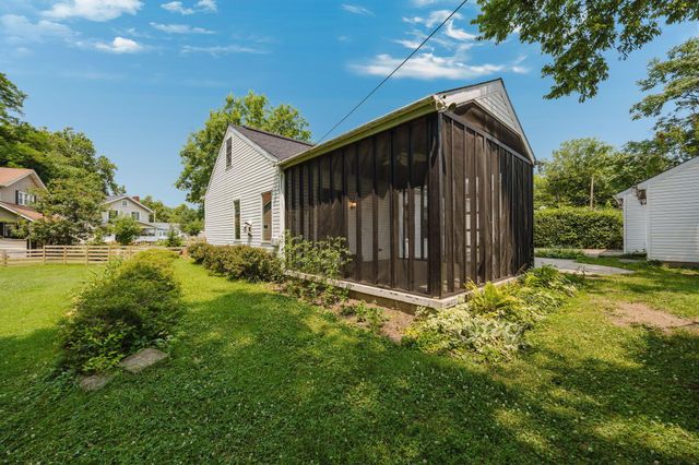 1829 Surrey Place, Columbus, OH 43219