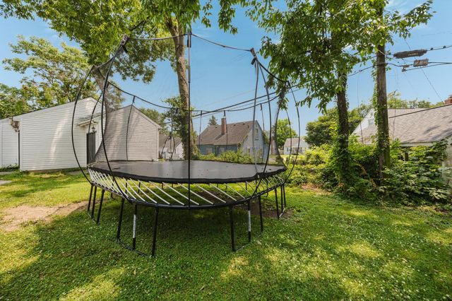 1829 Surrey Place, Columbus, OH 43219