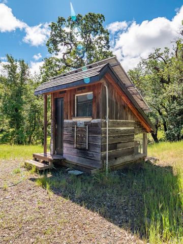 15890 Yorkville Ranch Rd, Yorkville, CA 95494