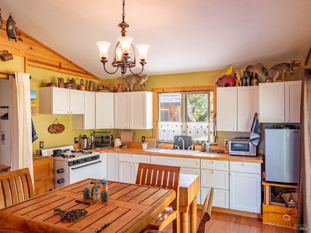 15890 Yorkville Ranch Rd, Yorkville, CA 95494