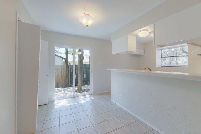 12603 Teague TRL B, Austin, TX 78729