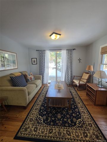 30 Tappen Drive, Melville, NY 11747