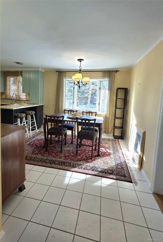 30 Tappen Drive, Melville, NY 11747