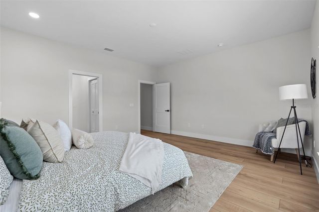 4308 W GRAY STREET 4, Tampa, FL 33609