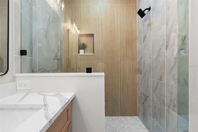 4308 W GRAY STREET 4, Tampa, FL 33609