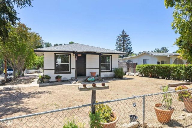 208 W Oak View Avenue, Oak View, CA 93022