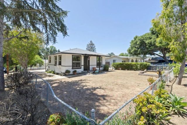 208 W Oak View Avenue, Oak View, CA 93022