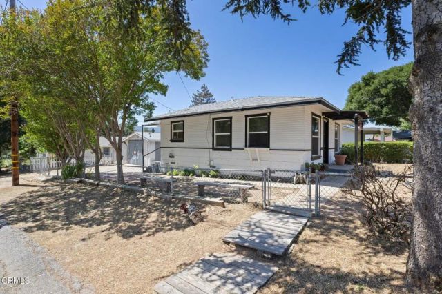 208 W Oak View Avenue, Oak View, CA 93022
