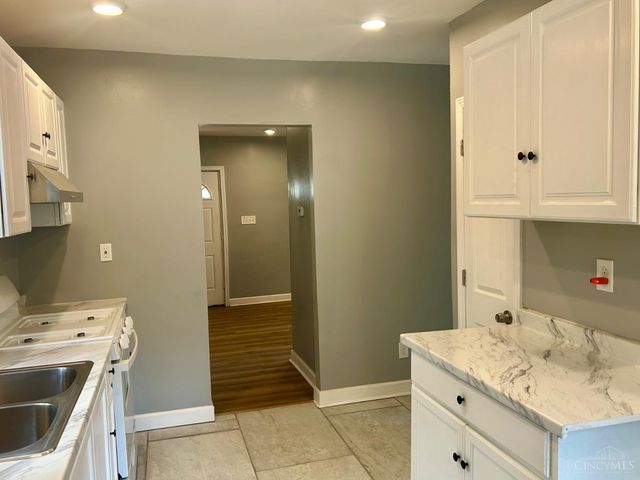 1613 Wyoming Avenue, Cincinnati, OH 45205