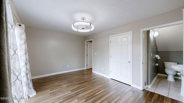1033 Lampton St, Louisville, KY 40204