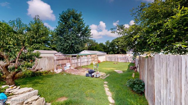1033 Lampton St, Louisville, KY 40204