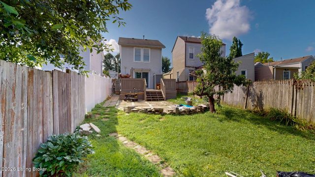 1033 Lampton St, Louisville, KY 40204