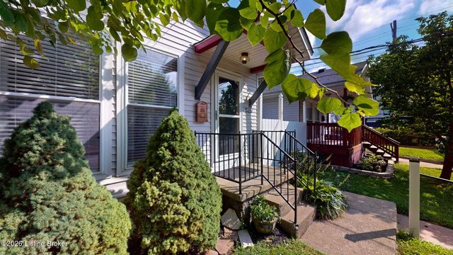 1033 Lampton St, Louisville, KY 40204