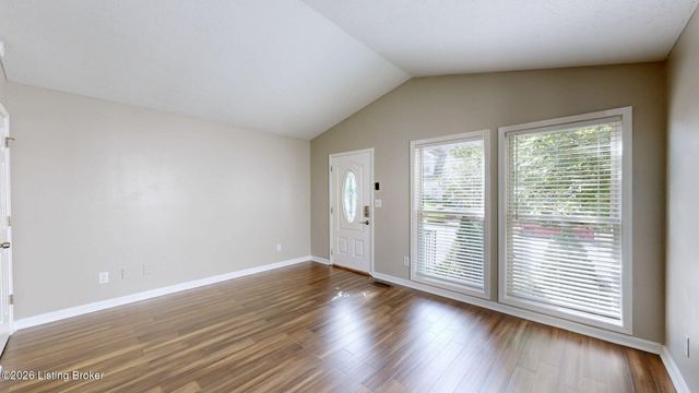1033 Lampton St, Louisville, KY 40204
