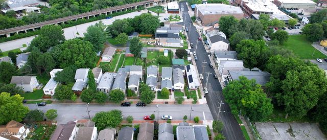 1033 Lampton St, Louisville, KY 40204