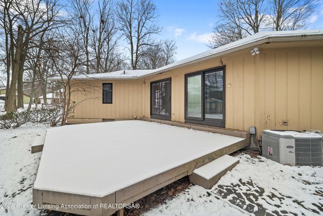 6923 Soapstone Drive, Lansing, MI 48917