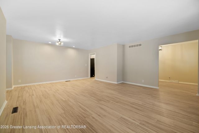 6923 Soapstone Drive, Lansing, MI 48917