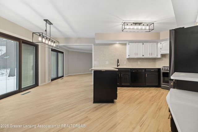 6923 Soapstone Drive, Lansing, MI 48917