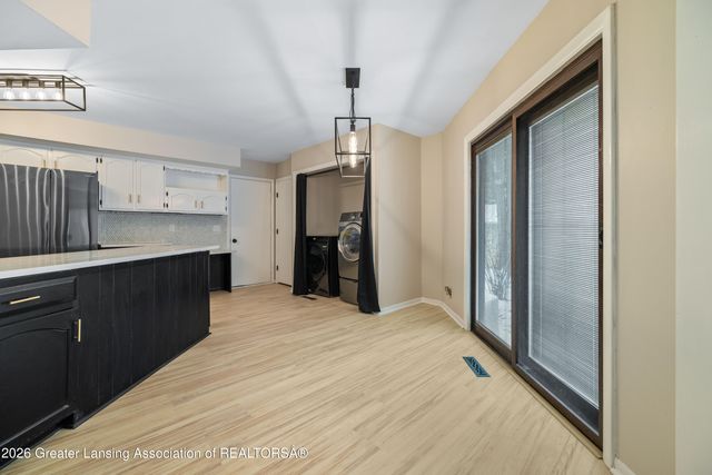 6923 Soapstone Drive, Lansing, MI 48917