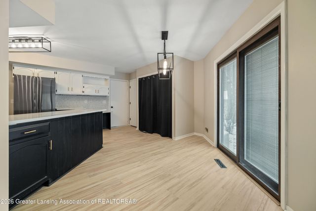 6923 Soapstone Drive, Lansing, MI 48917