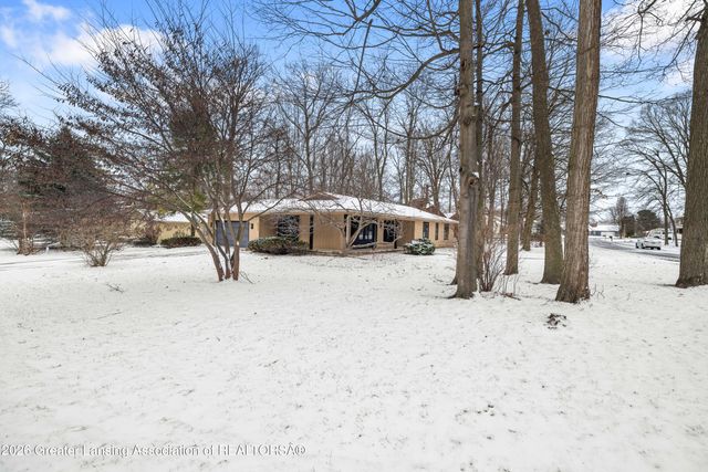 6923 Soapstone Drive, Lansing, MI 48917