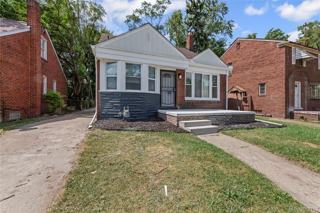 18243 Freeland Street, Detroit, MI 48235