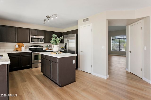 2134 E DALEY Lane, Phoenix, AZ 85024