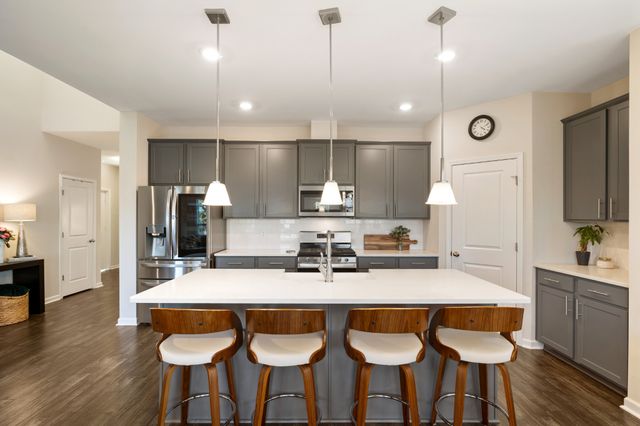 633 Castle Rd, Mount Juliet, TN 37122