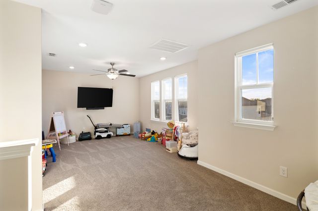 633 Castle Rd, Mount Juliet, TN 37122