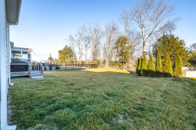 633 Castle Rd, Mount Juliet, TN 37122