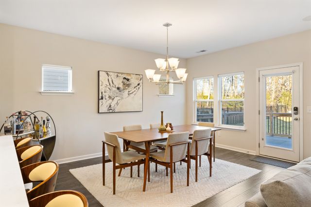 633 Castle Rd, Mount Juliet, TN 37122