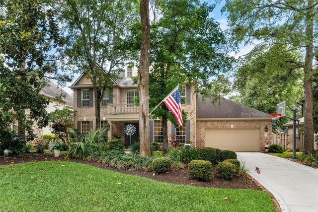 131 E Beckonvale Circle, The Woodlands, TX 77382