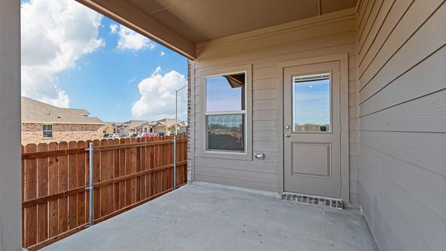 8540 DUNNSTOWN Drive, Fort Worth, TX 76131