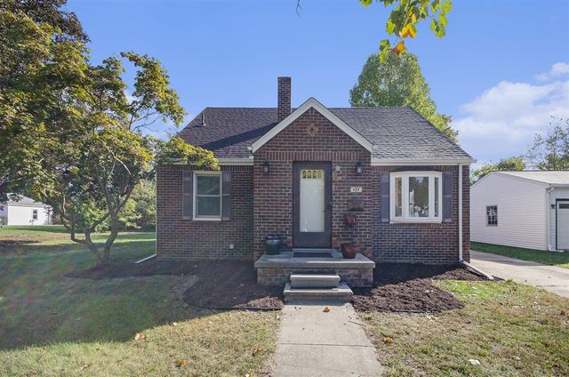 127 Madelon Street, Belleville, MI 48111