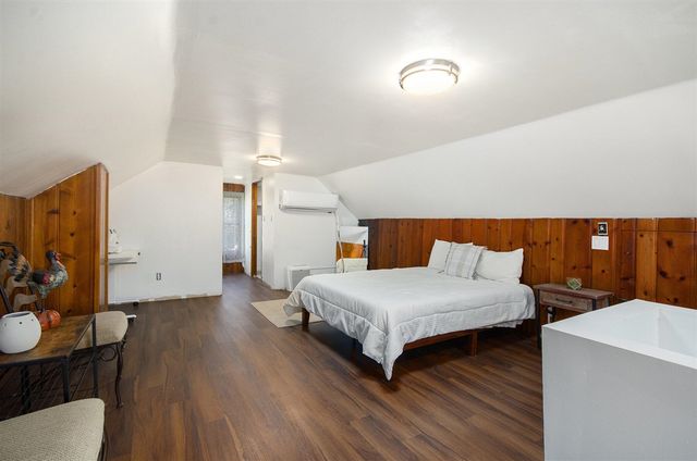 127 Madelon Street, Belleville, MI 48111