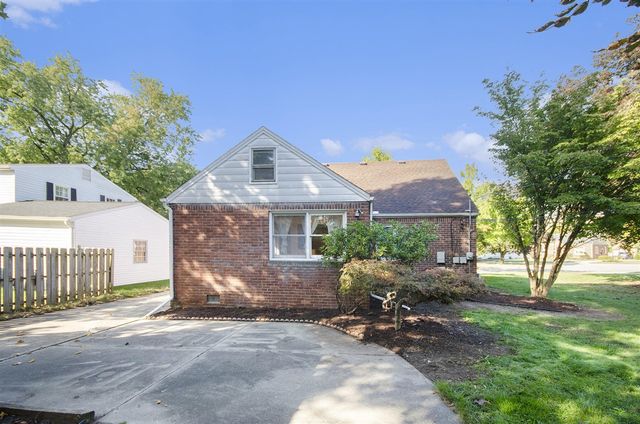 127 Madelon Street, Belleville, MI 48111