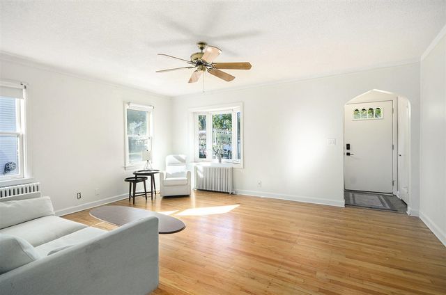 127 Madelon Street, Belleville, MI 48111