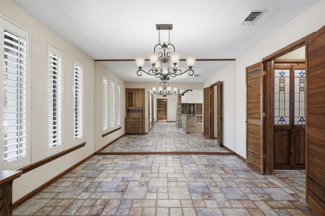 1807 Mossy Oak Street, Arlington, TX 76012