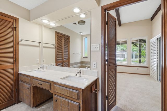 1807 Mossy Oak Street, Arlington, TX 76012